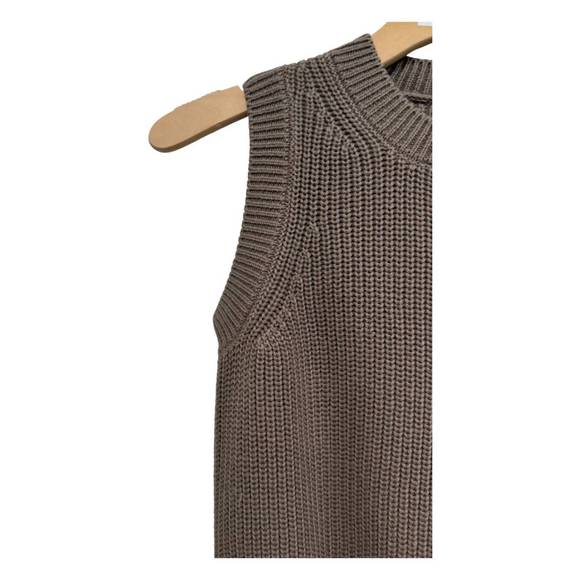 NEW STITCHES & STRIPES beckett vest in taupe - Picture 2 of 2